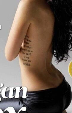 美女个性英文字母纹身图片大全