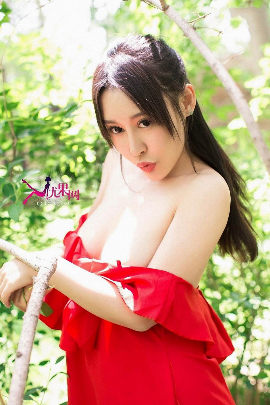 尤果网美女Rita户外性感写真集