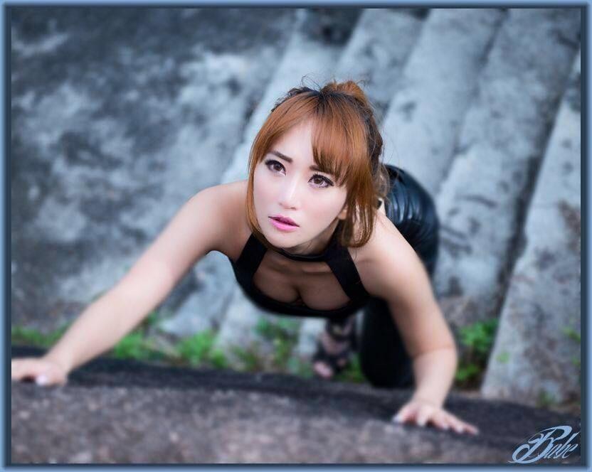 台湾性感女孩黄楚欣Abby图片