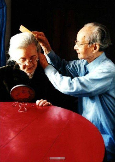 一起变老恩爱夫妻意境图片