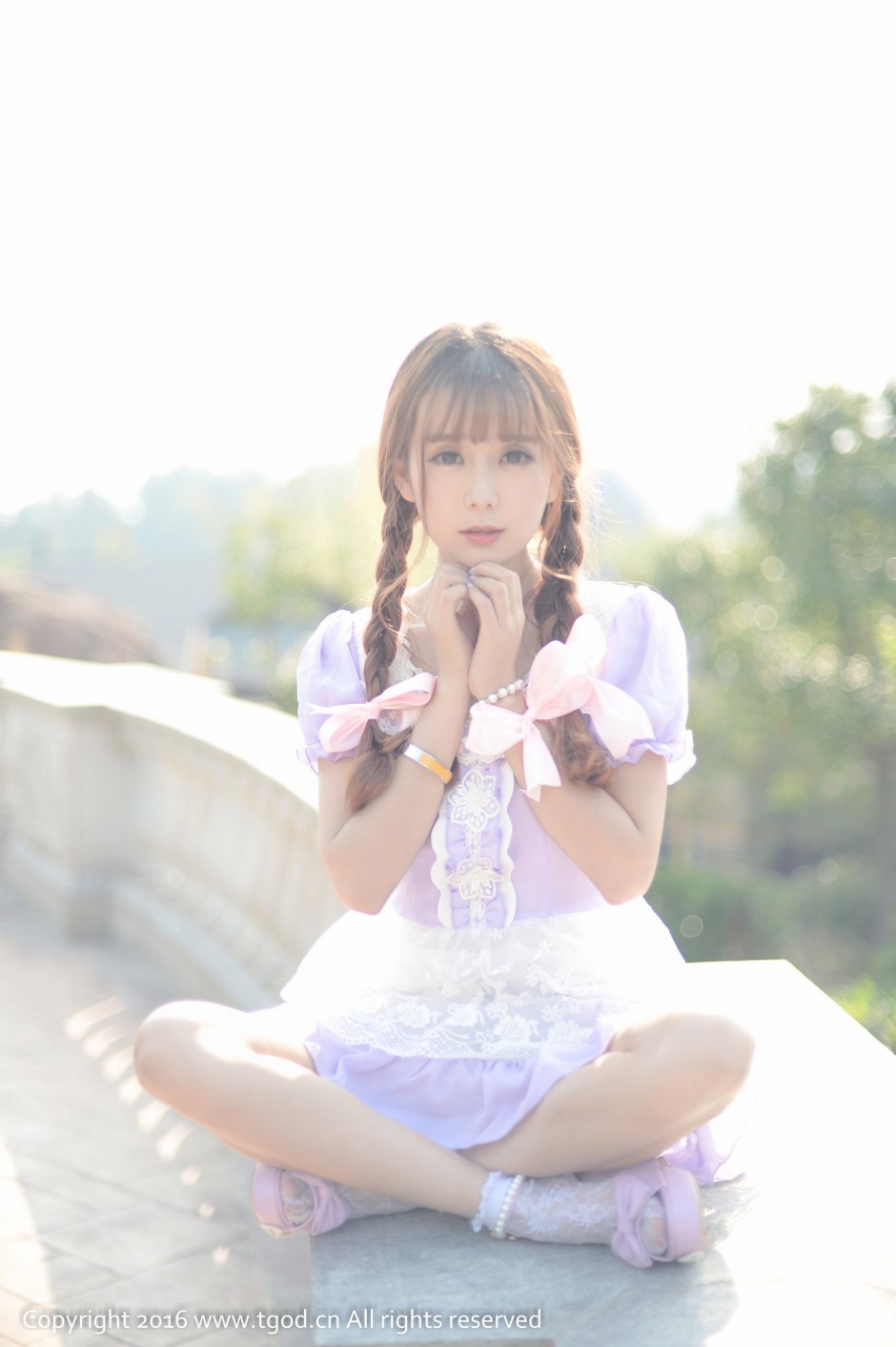 极品校花美女小九Vin化身童话公主