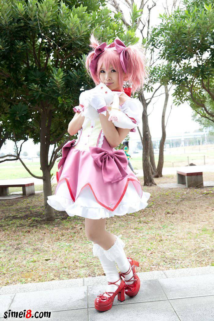 甜美可人的cos二次元公主图片