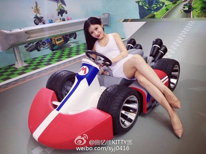 清新靓丽时尚美女施忆佳Ashley秒杀千万宅男