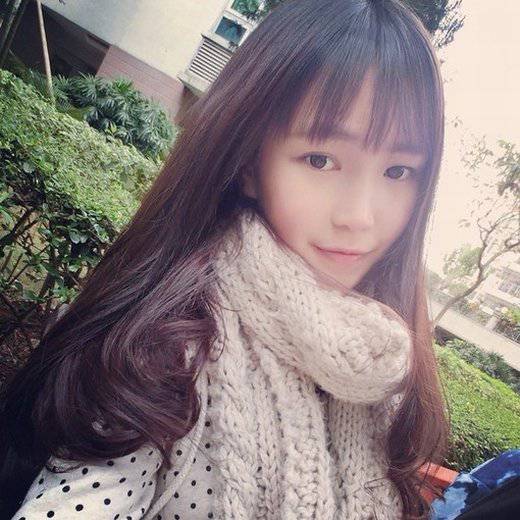 萌女生搞怪精美非主流图片