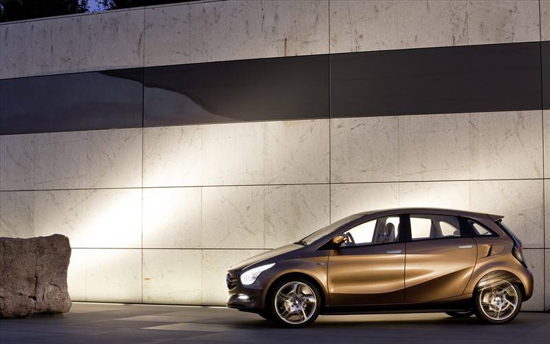 奔驰家用轿车高清图片