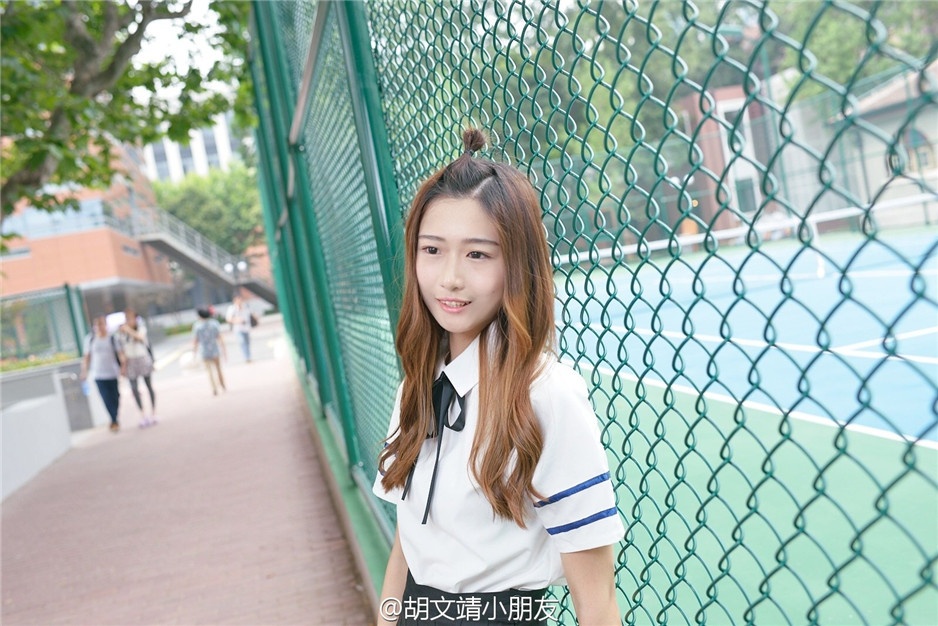 清纯学生妹胡文靖微博高清照片