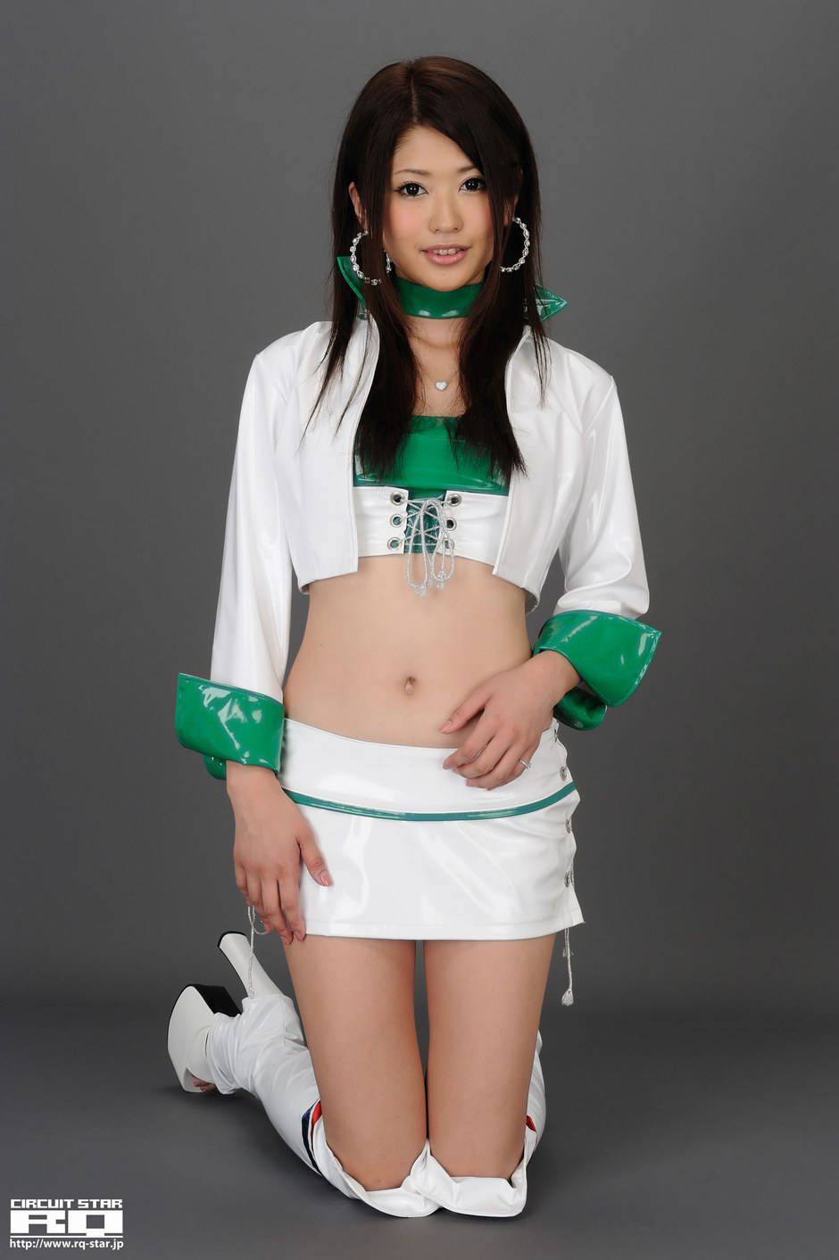 日本网络第一美腿模特能勢ひとみ迷人写真照