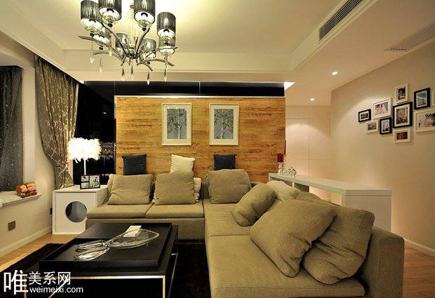 60平方米简约温馨婚房室内装修效果图