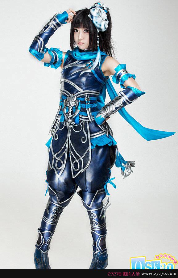 性感可爱萝莉演绎清纯服装美女COS
