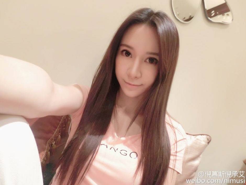 北影校花倪慕斯的漂亮生活照