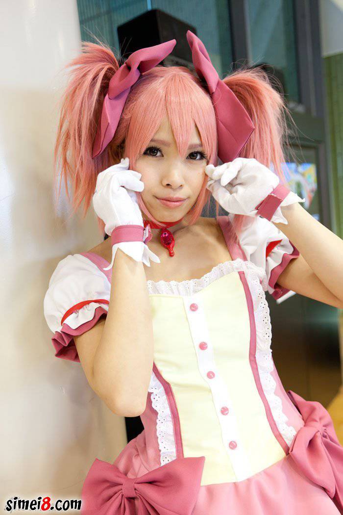 甜美可人的cos二次元公主图片