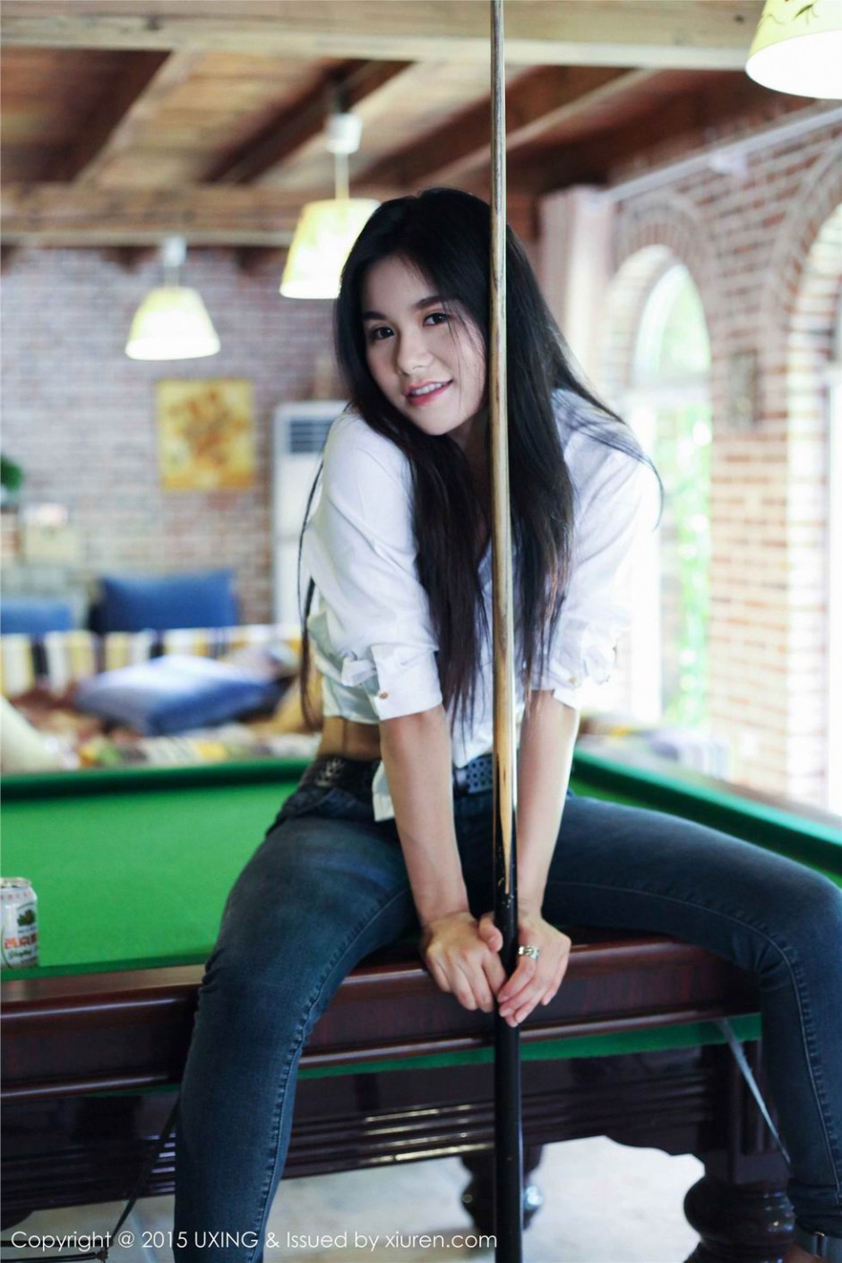 优星馆气质美女王欣然摆弄身姿超级性感