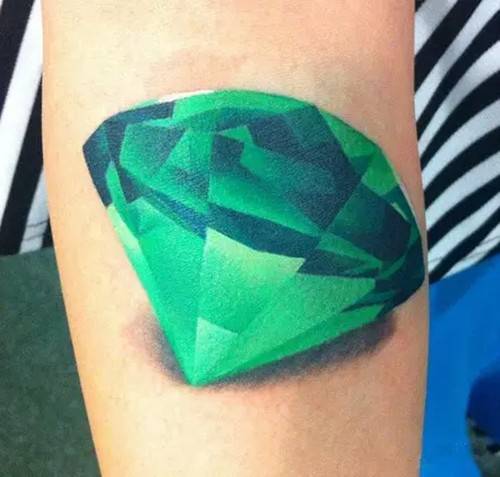 手臂钻石纹身简单图案浪漫时尚
