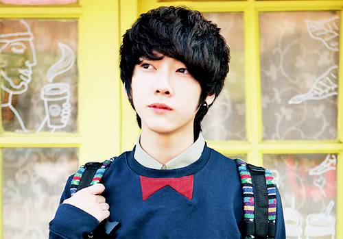 qq皮肤男生帅气迷人