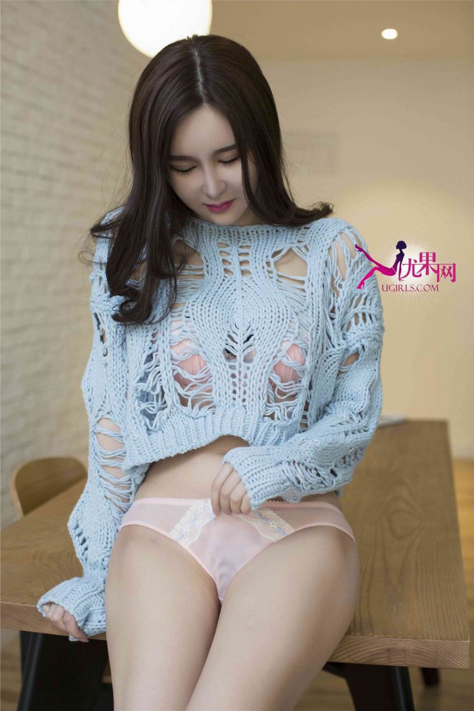 尤果网宅男女神小软性感诱惑写真