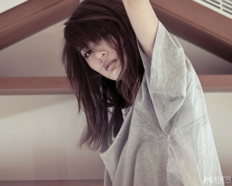 Hebe田馥甄百变造型迷人精美写真