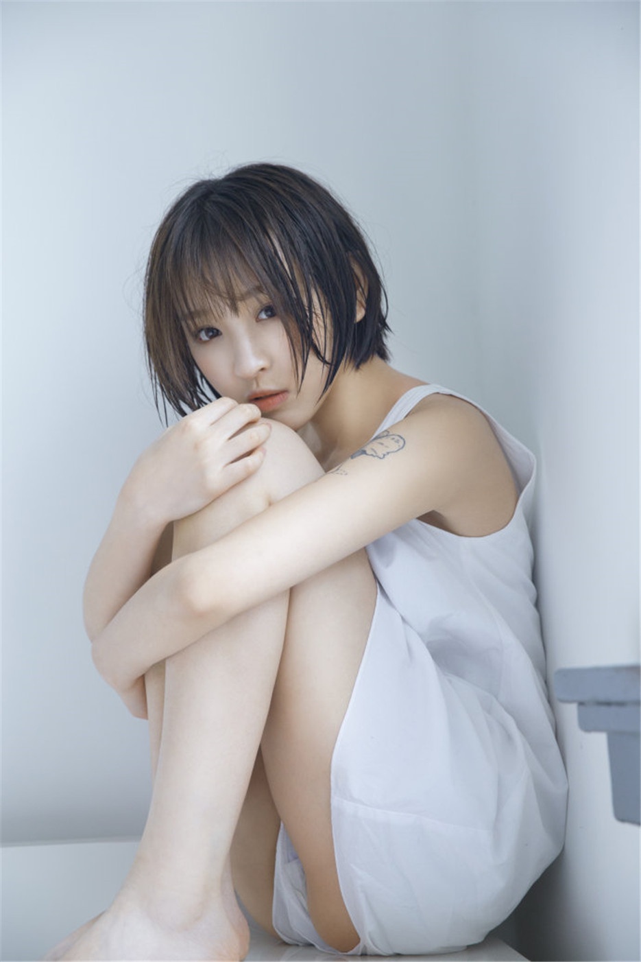 齐刘海甜美女神张向珉日系小清新艺术照