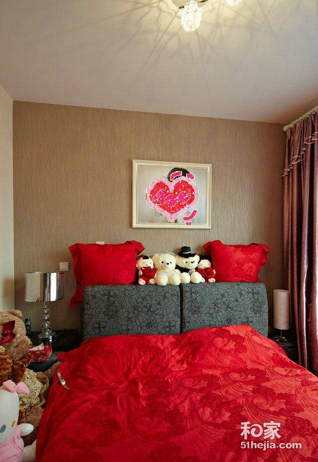 打造现代时尚二居室婚房装修效果图