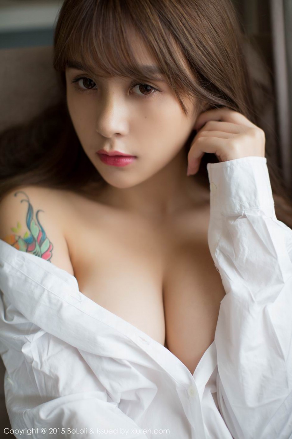 波萝社绝色美女夏美酱诱惑私房照