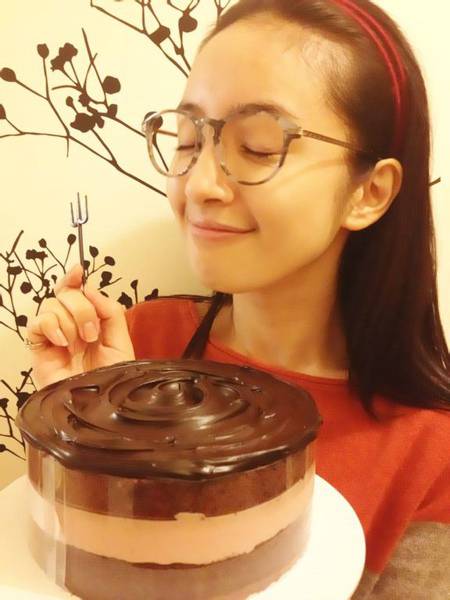 中国女演员林依晨搞怪生活照