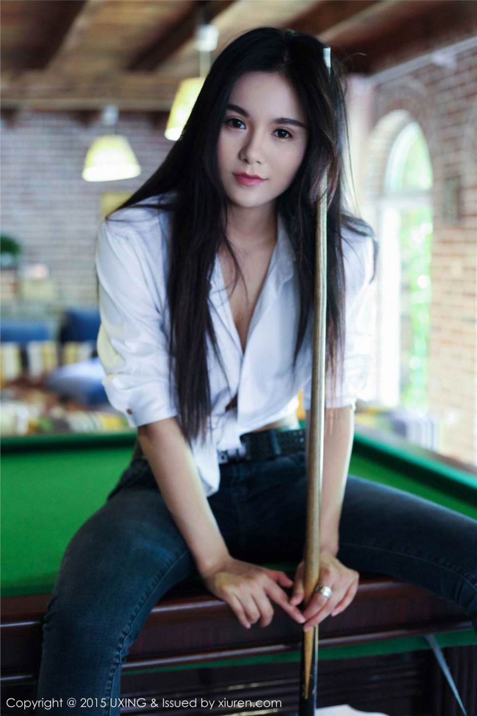 优星馆气质美女王欣然摆弄身姿超级性感