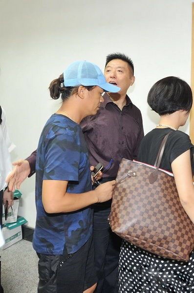 王宝强起诉离婚 前妻马蓉与经纪人宋喆出轨