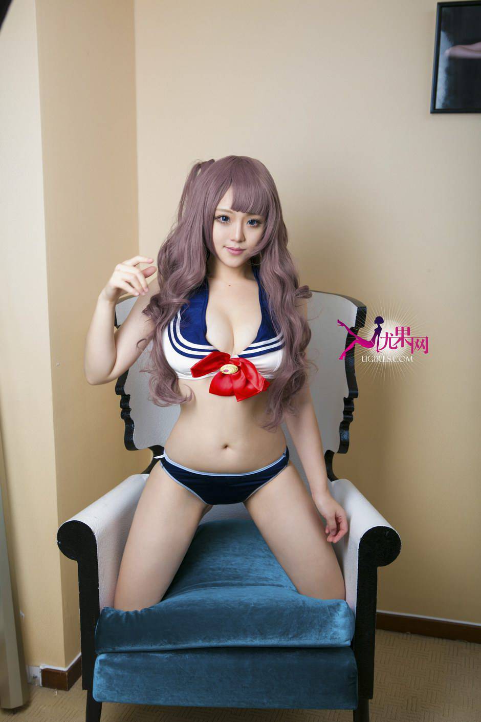 尤果网俏皮女生许文婷闪闪惹人爱