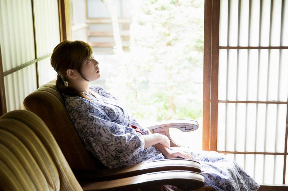 E罩杯女星筱崎爱诱惑写真套图