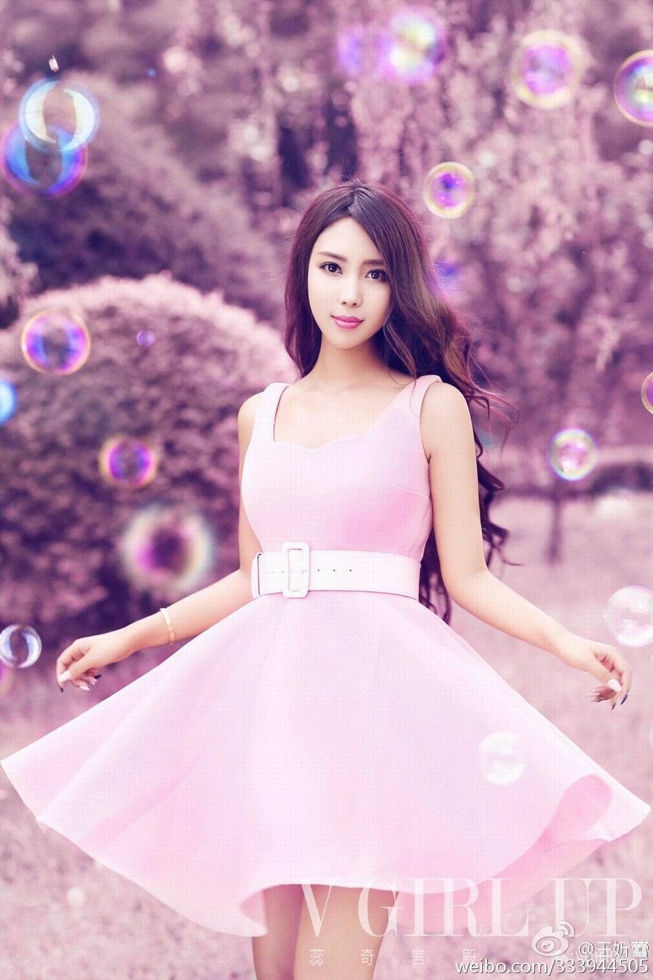 宅男女神王妡蕾妩媚诱惑写真