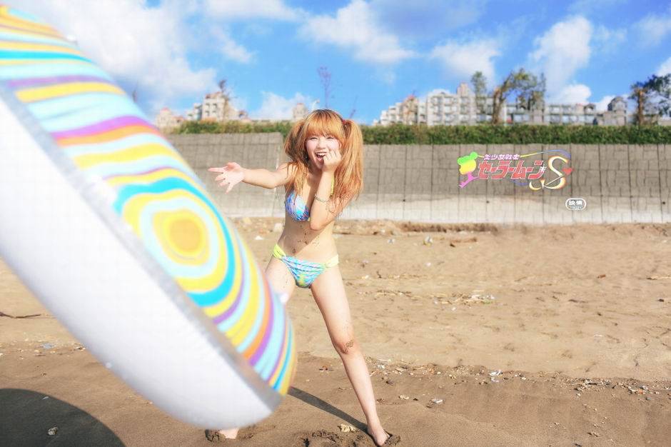 漂亮女孩黄琳海边清凉写真