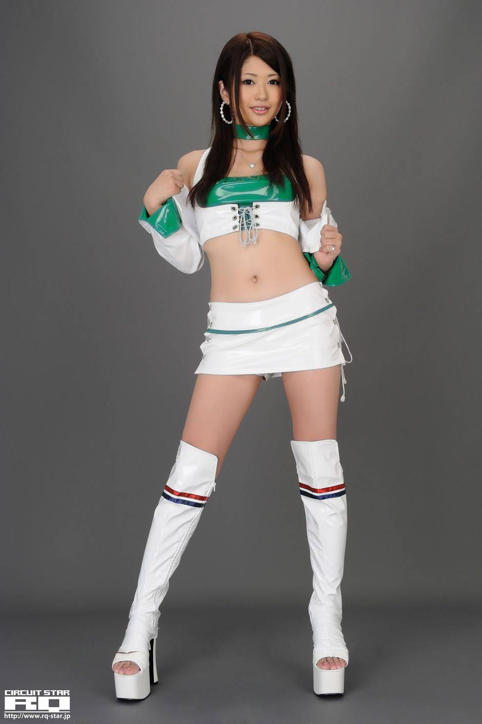 日本网络第一美腿模特能勢ひとみ迷人写真照