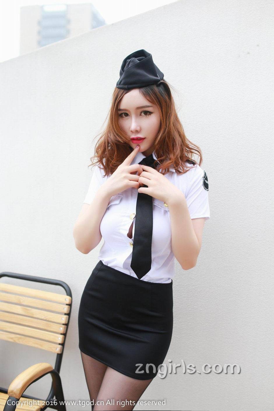 中国第一制服美女于姬Una妩媚又妖娆