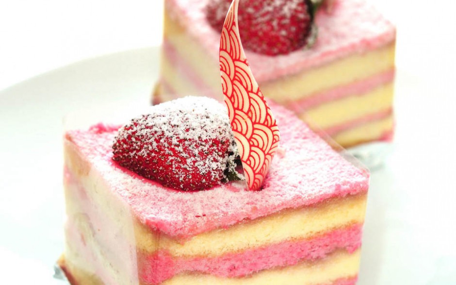 桌面精美可口壁纸彩虹蛋糕