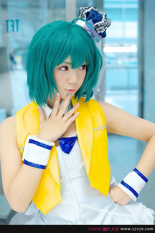 高清《超时空要塞》女主角COS