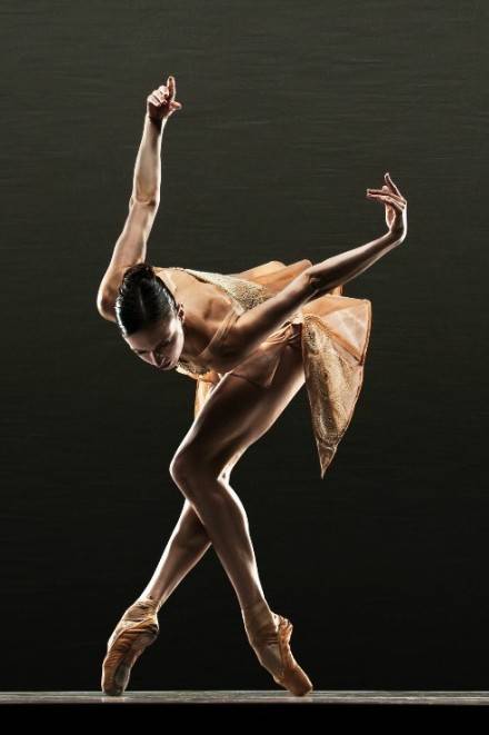 欧美清纯美女西西唯美艺术图片