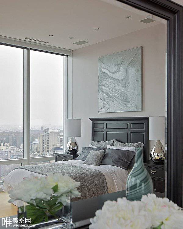 现代简约复式套房装修效果图欣赏