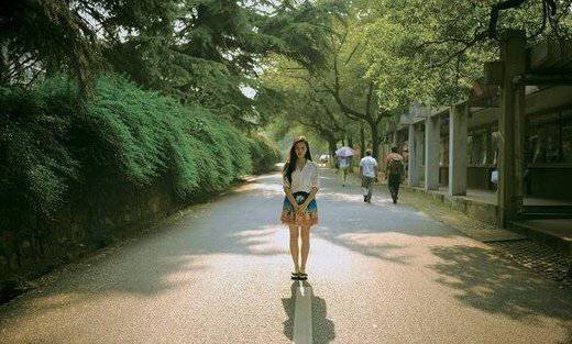 夜总会的女人妩媚伤感图片