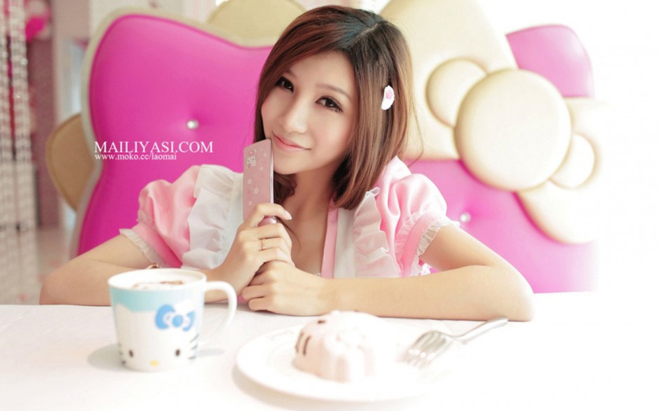 网络小美女Hello Kitty 清新桌面壁纸鉴赏
