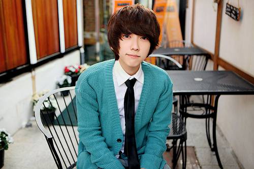 个性男生图片背影或侧脸