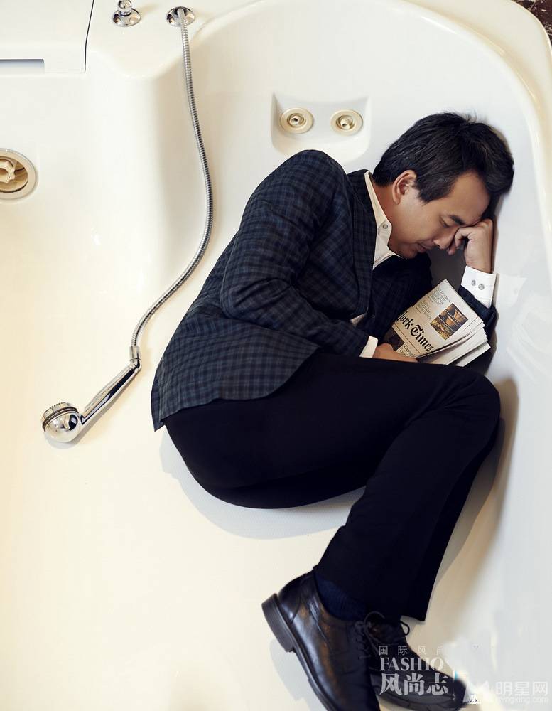 赵又廷蔡岳勋登杂志封面