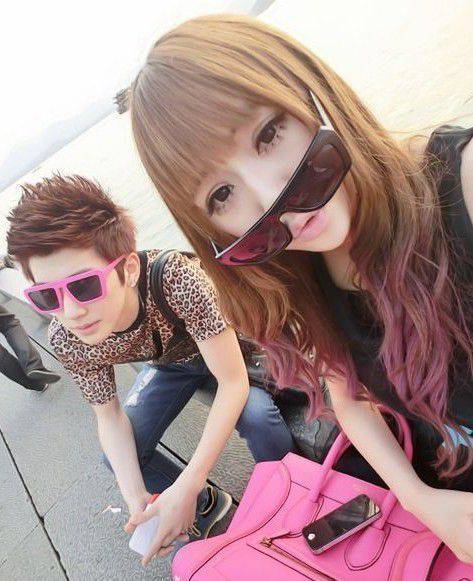 qq秀情侣图片甜蜜亲吻