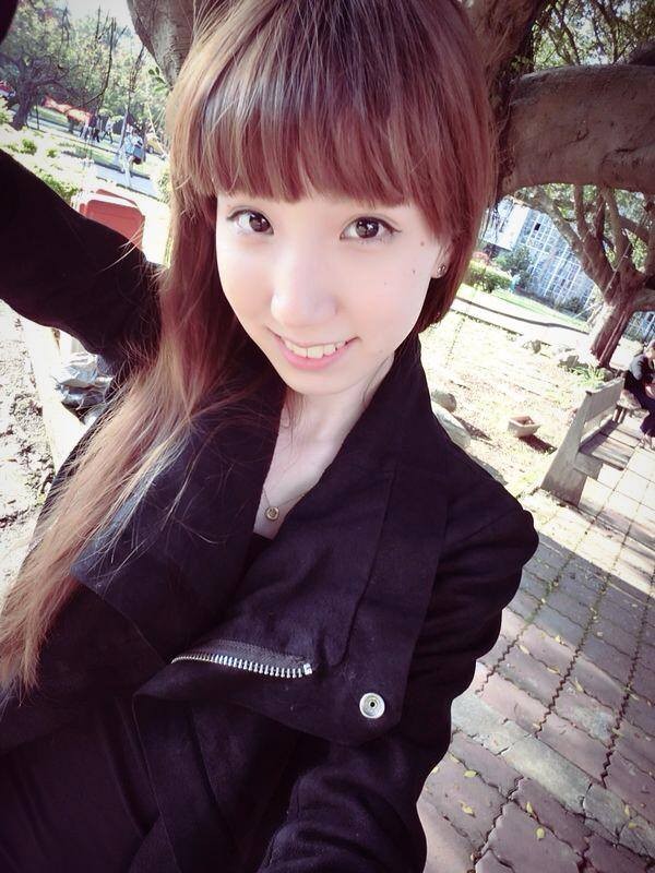 台湾嫩模叶芷君唯美清纯写真图片