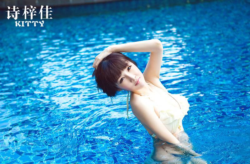 推女神美女朱若慕温泉写真图片