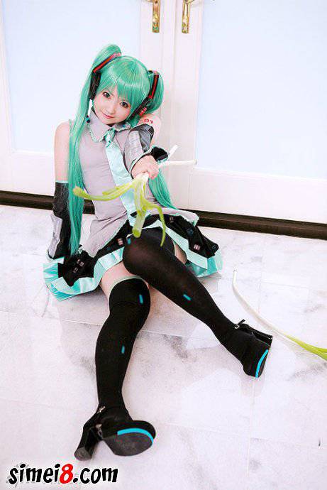 初音被葱插图绝美cos