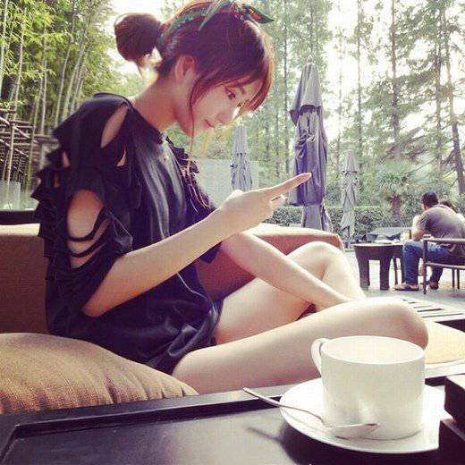 非主流超唯美女生侧颜图片