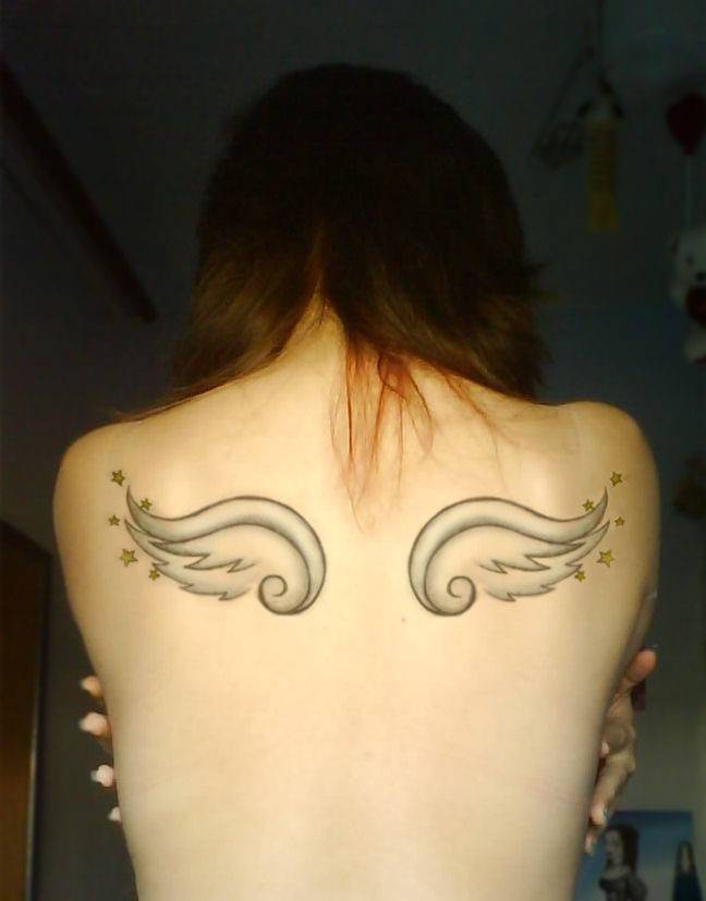 后背刺青纹身翅膀图案精美小巧