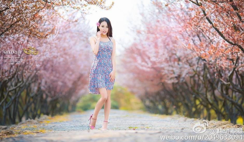 内地性感模特韩幼熙熙魅惑撩人写真集