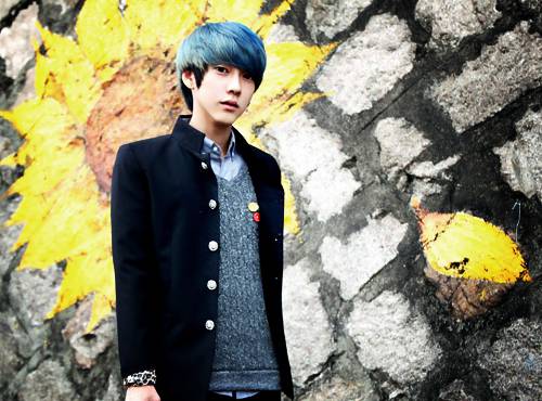 qq皮肤男生帅气迷人