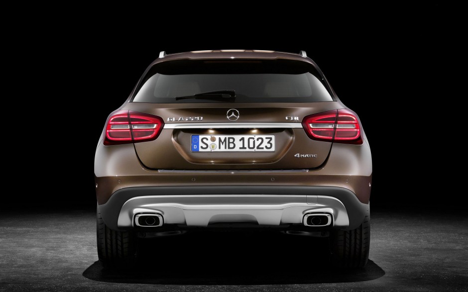 2014款奔驰GLA汽车高清图片