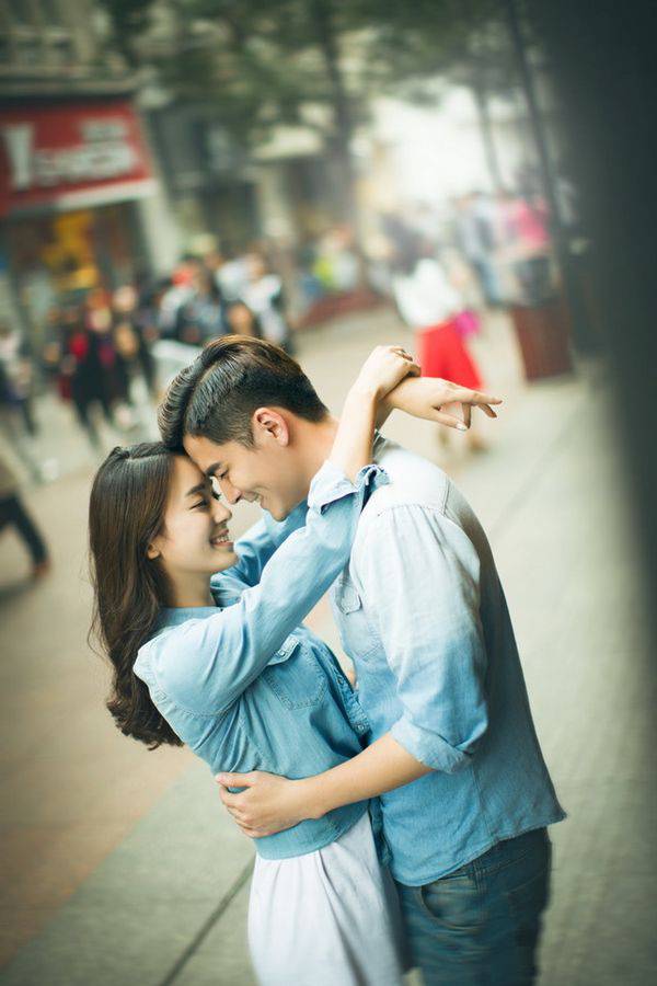 因为你是我的选择甜蜜情侣图片